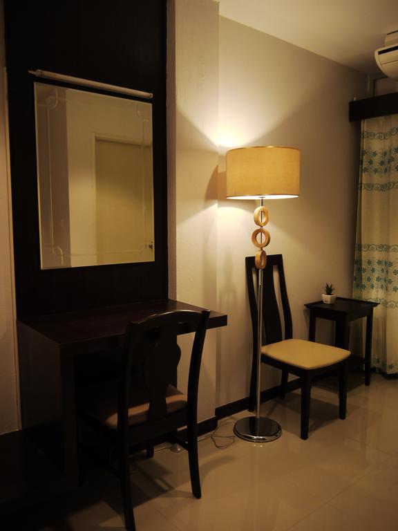 The Next Grand Hotel Khon Kaen Exterior foto